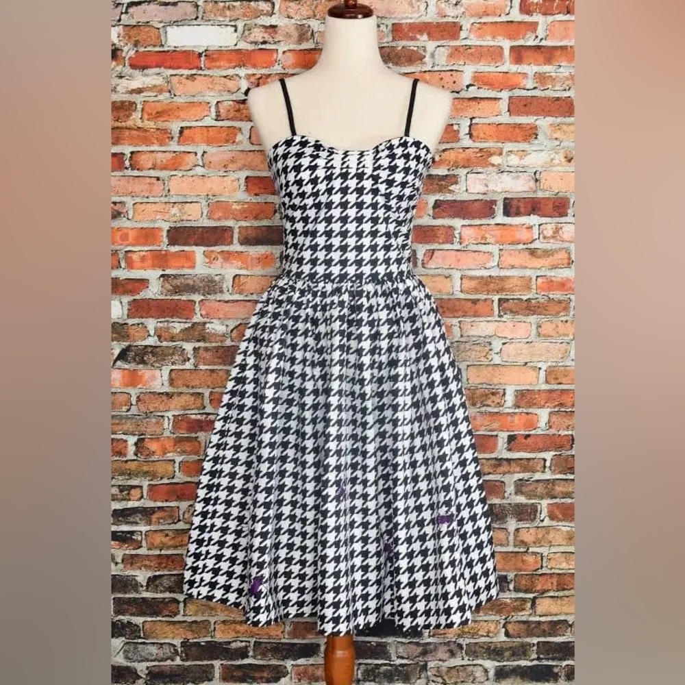 NWOT Unique Vintage Houndstooth Creepy Crawler Spider Darcy Dress Halloween Sz M - Picture 2 of 12